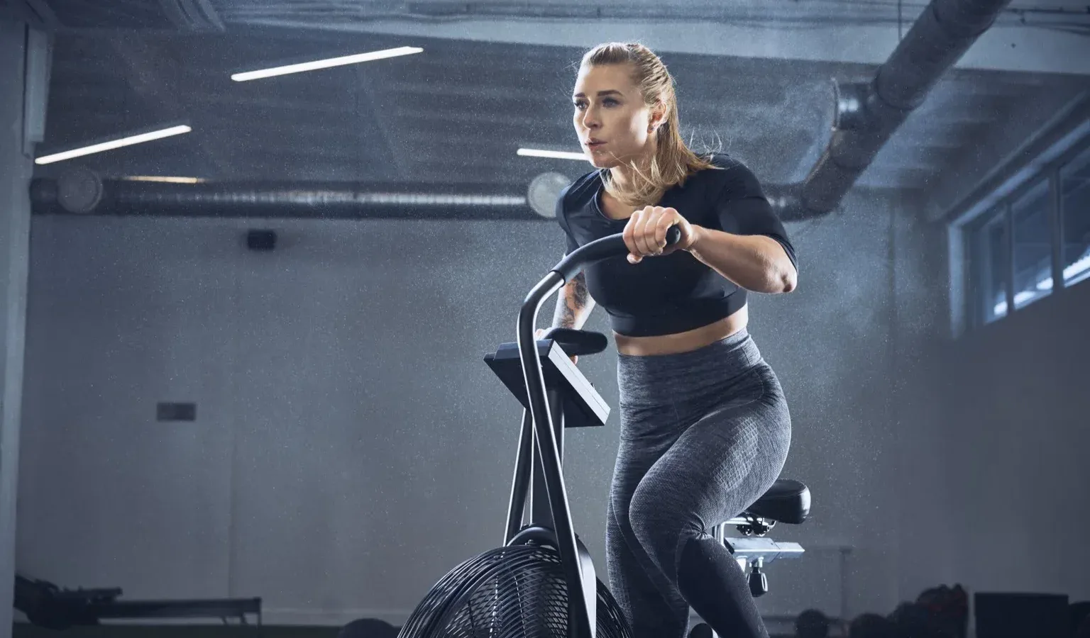 Beta-alanina a intensywny wysiłek: sprint na rowerze powietrznym